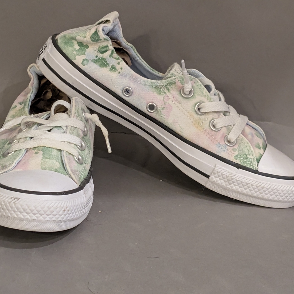 Converse Low-Top Canvas Sneakers in Pastel Green and Pink